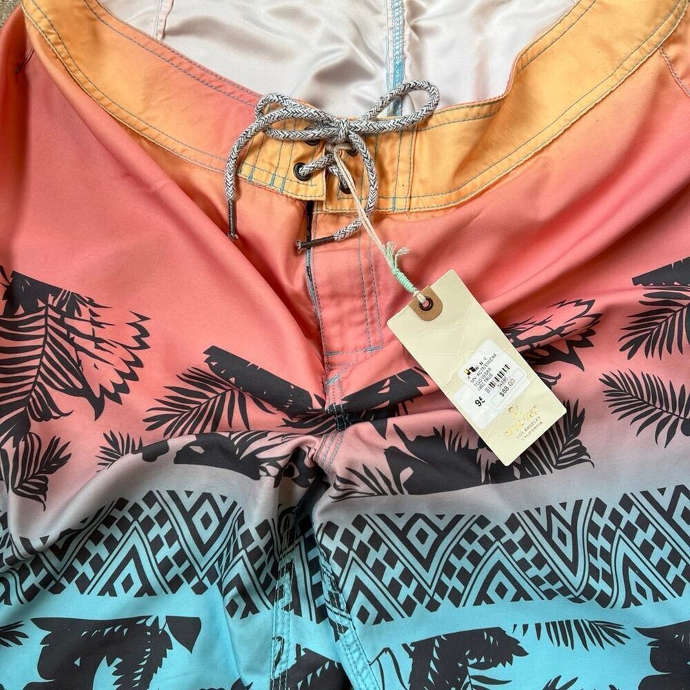 True Grit Board Shorts, Multicolors, Men's size 34,   NWT